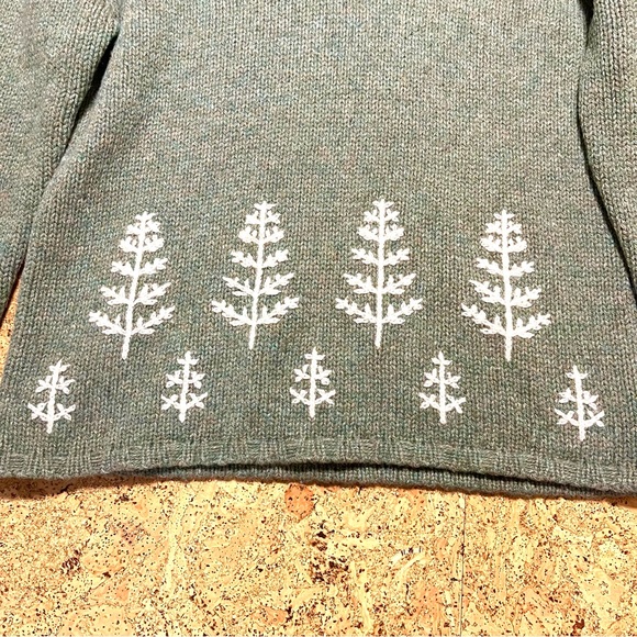 Eddie Bauer Green Wool Fair Isle Embroidery Chunky Knit V-Neck Sweater Sz L - Picture 11 of 15